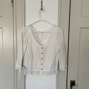 Neuflora white button up blouse